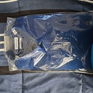 Calvin Klein Mens Herringbone Dress Shirt.BRAND NEW IN ORIGINAL PACKAGING!!